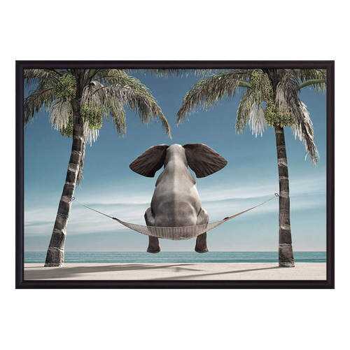 Постер в рамке Слон на отдыхе 50х70 см в Тогас